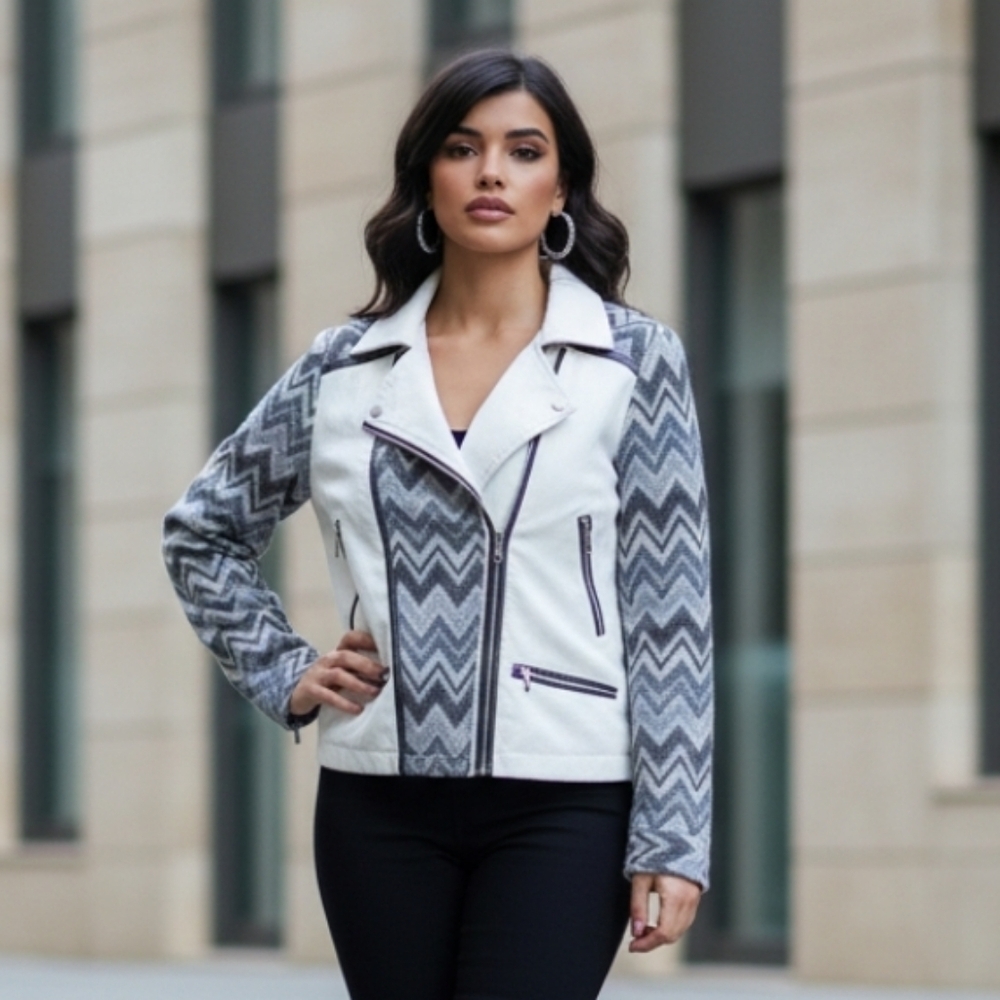 Forever 21 Women's Ivory Gray Chevron Moto Jacket Size Large - Picture 1 of 9